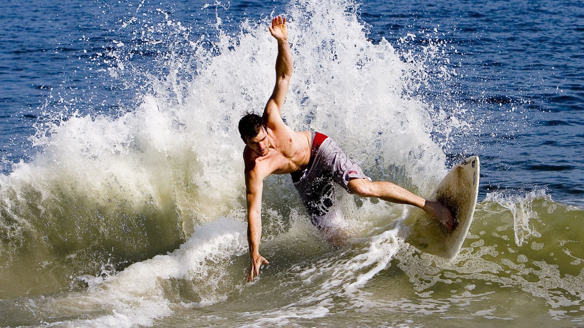 男子混合泳表现均衡，表现突出，男子混合泳比赛视频