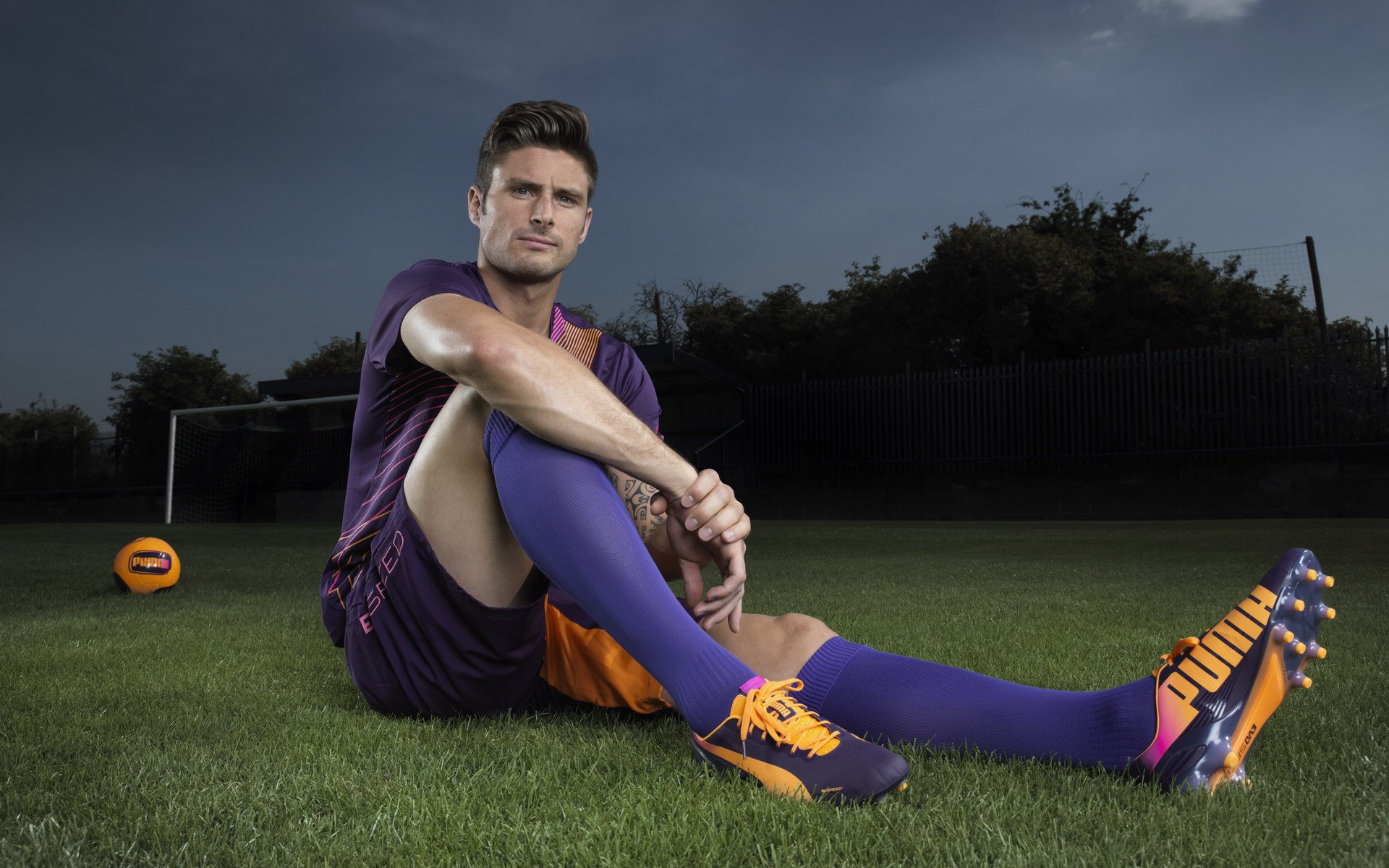 赫梅列夫斯基全力冲刺舞动泳池，赫梅利诺夫